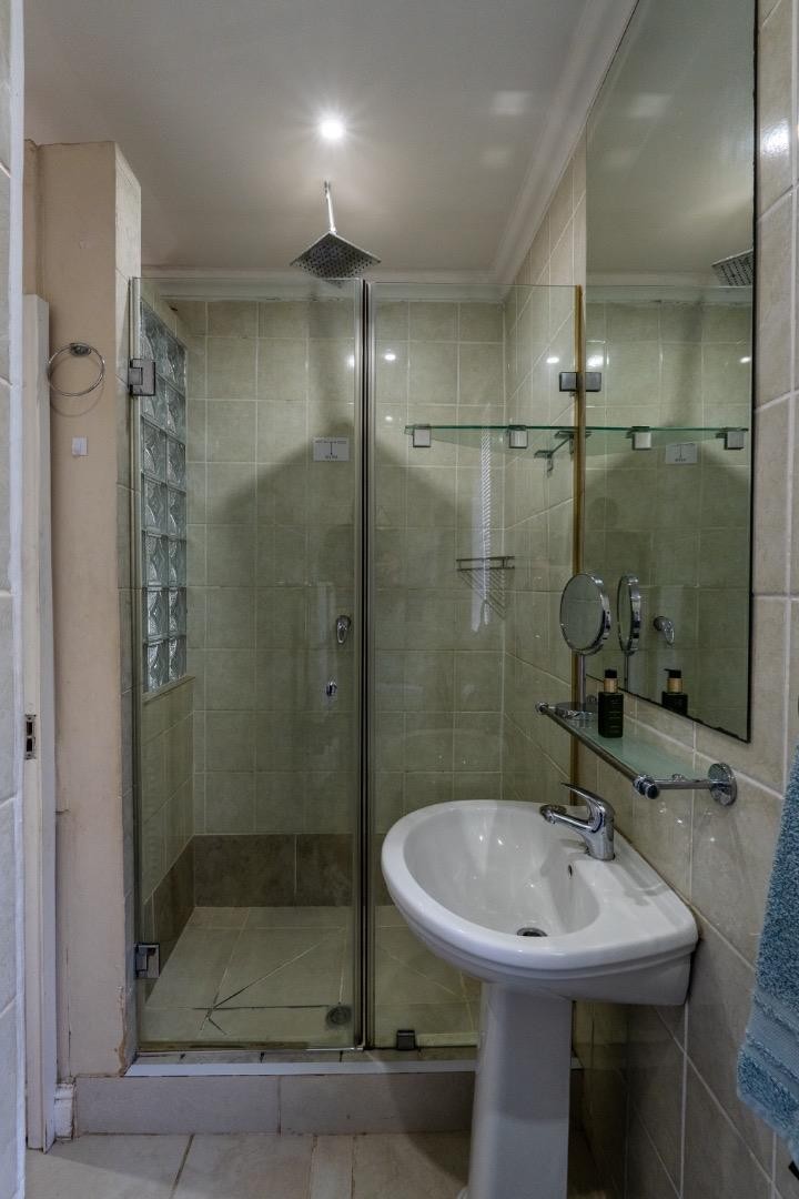 7 Bedroom Property for Sale in Cloetesville Western Cape